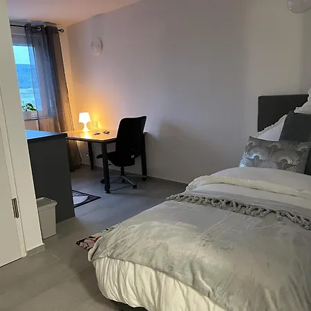 Lägenhet Living & *