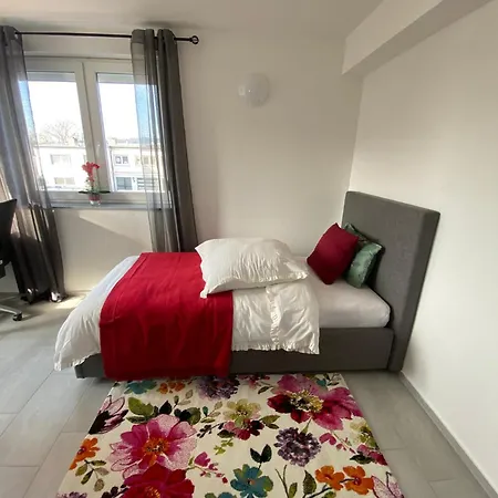 Living & Francfort-sur-le-Main