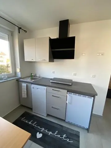 Living & 美因河畔法兰克福