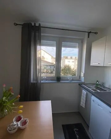 Living & Apartment *