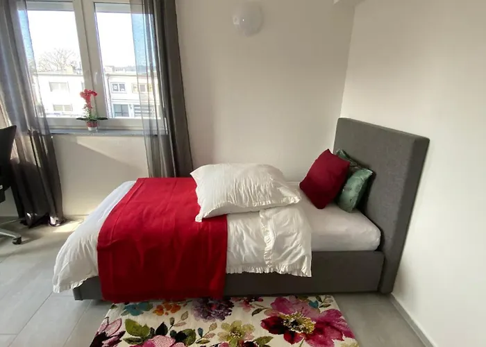 Living & Франкфурт-на-Майне