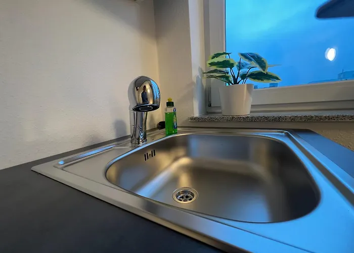 Living & Апартаменты *