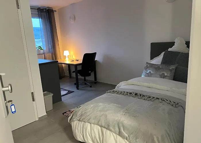 Апартаменты Living & *