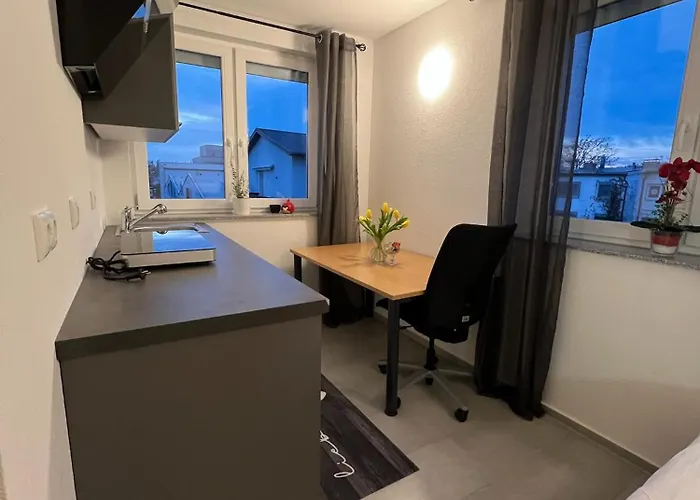 Living & Апартаменты *