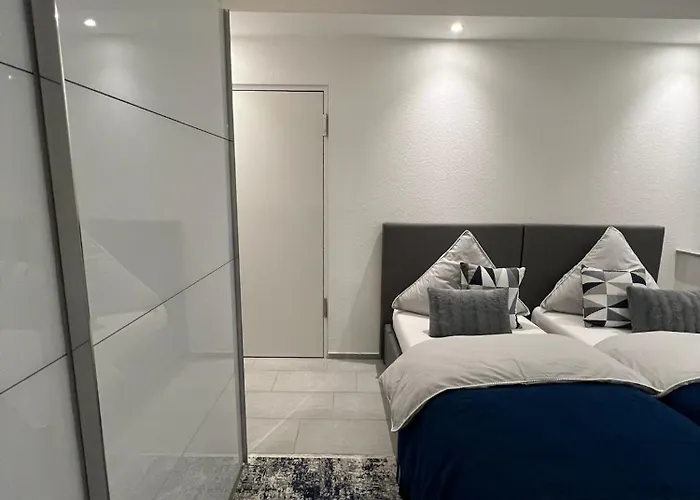 Апартаменты Living & *